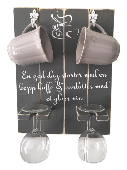 Vin og Kaffe Dekor - Håndlaget Treskilte til Kjøkken og Hytte