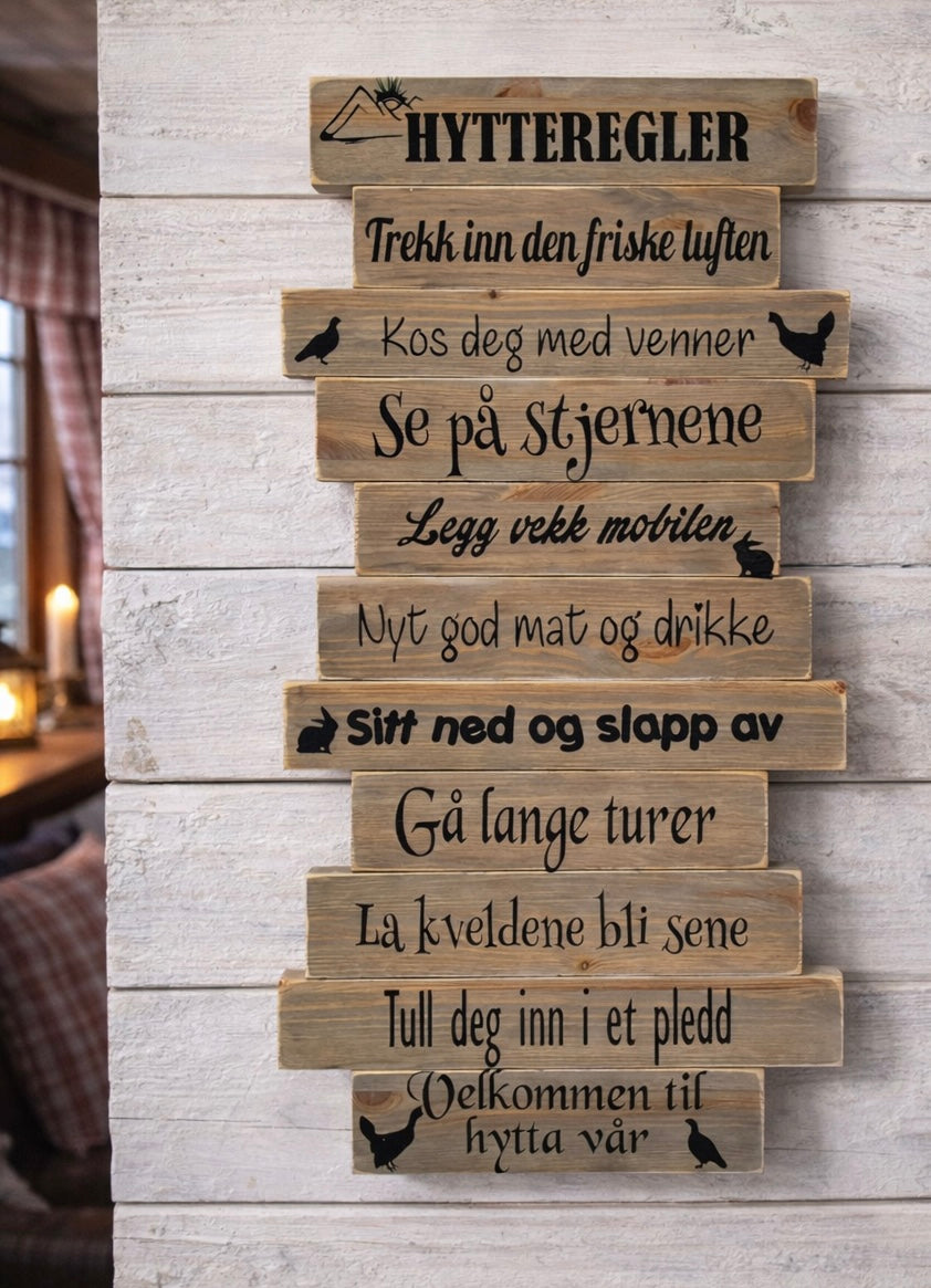 Hytteregler skilt i tre – personlig design