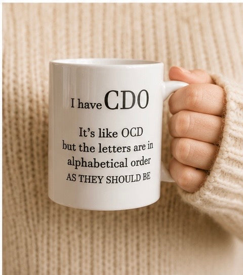 OCD-krus på norsk og engelsk – morsom gave