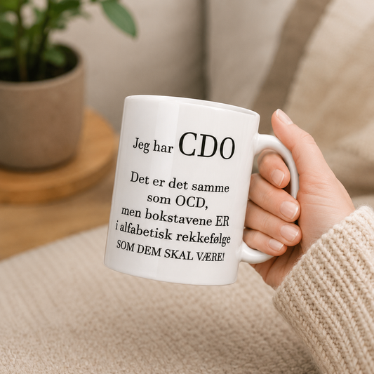 OCD-krus på norsk og engelsk – morsom gave