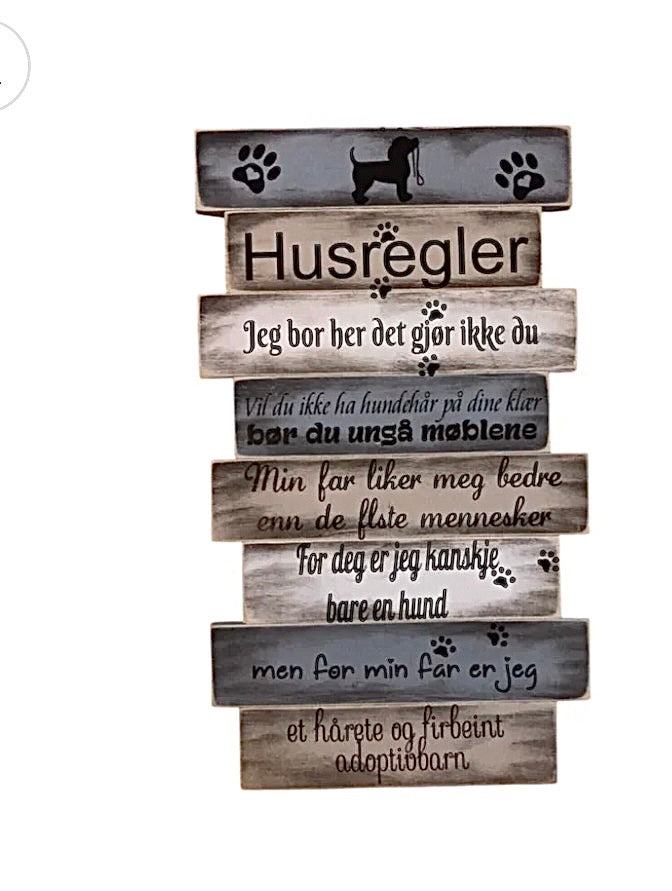 Husregler til hund og katt – treskilt 55x35 cm – personlig
