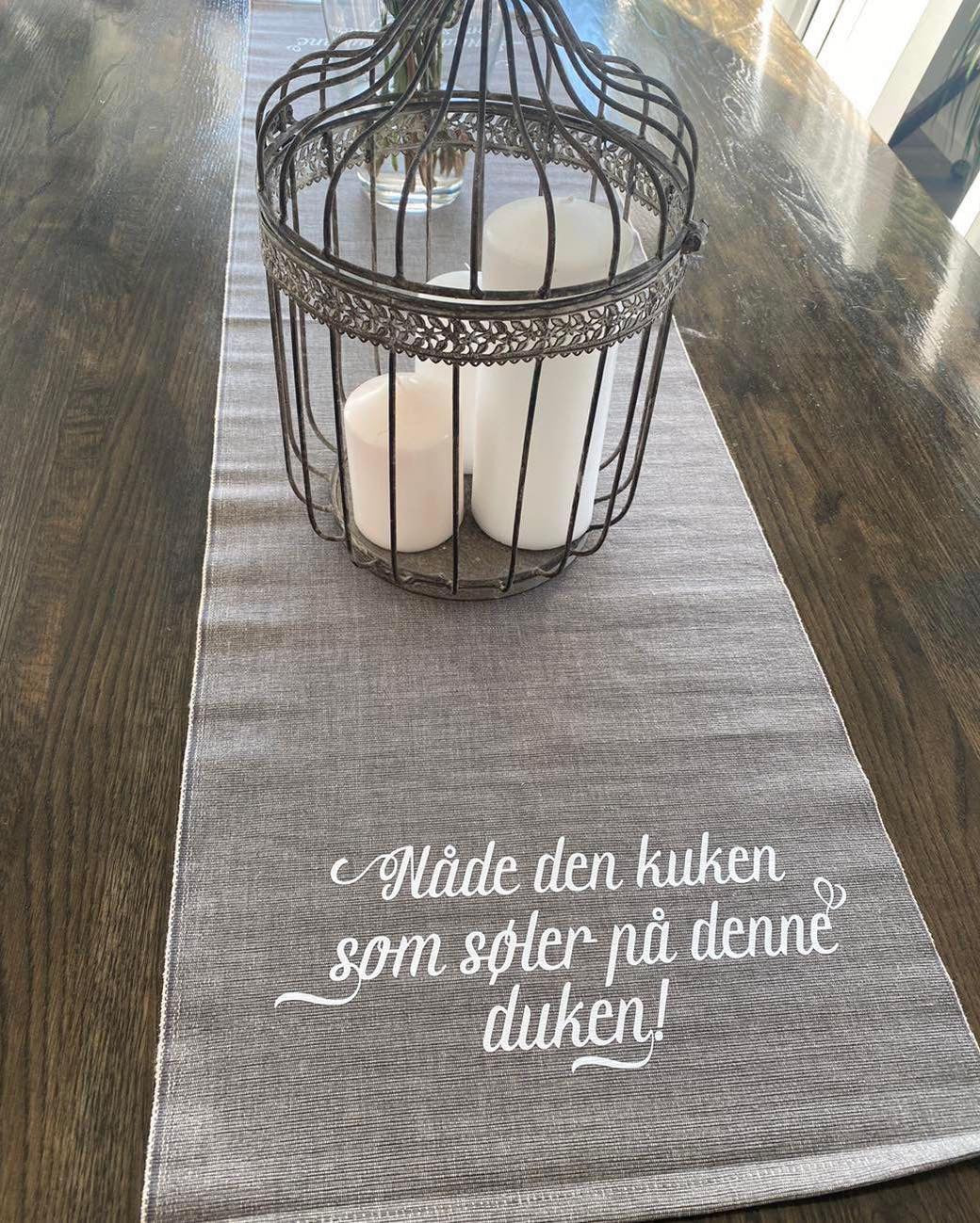 Duk med morsom tekst